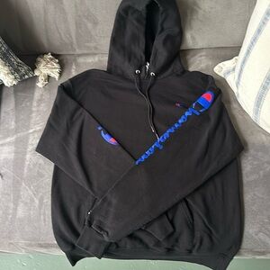 Men’s black Champion hoodie